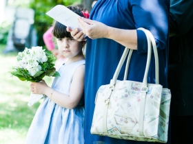 12-06-02-wedding-laurarobin-24